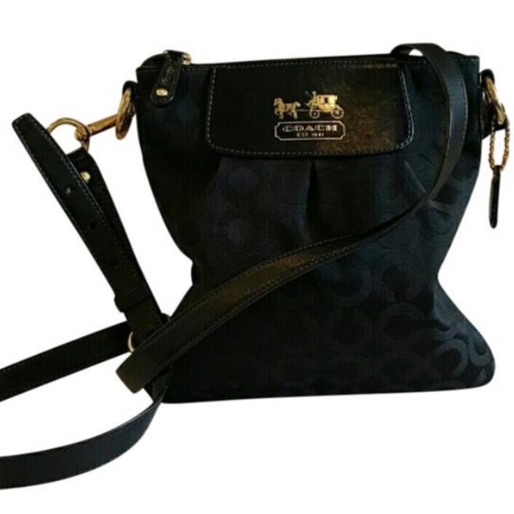 Coach Black Crossbody Zip Bag